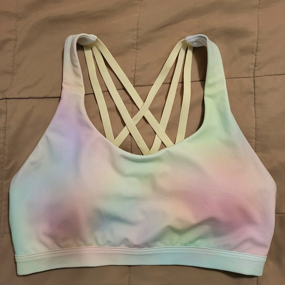 Fabletics Medium Impact sports bra. .